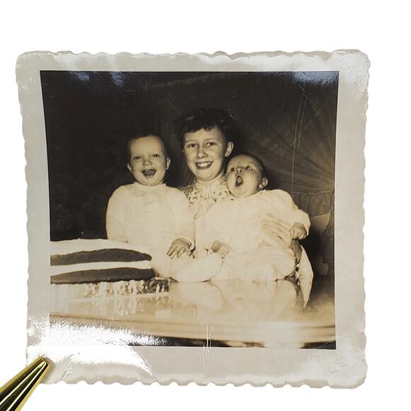 Vtg Aunt Holding Babies Original Square Monochrome Photography Found Snapshot - Picture 1 of 4